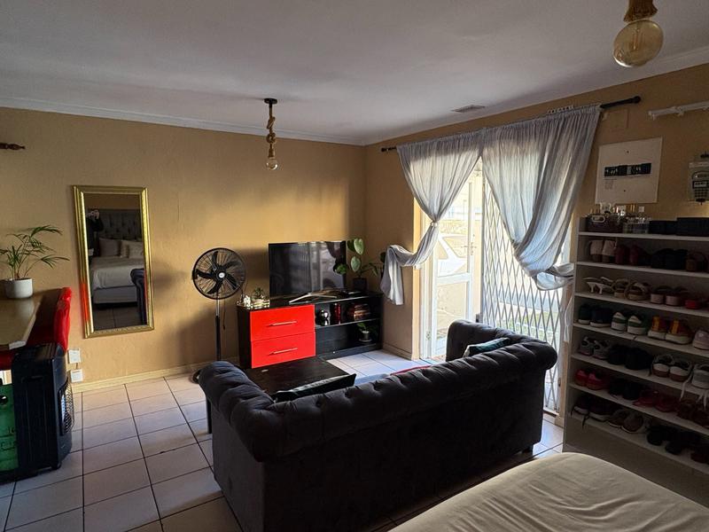 1 Bedroom Property for Sale in Fish Hoek Western Cape